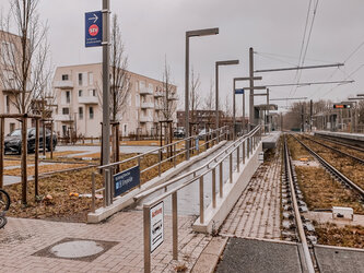 Stadtbahnhaltestelle in Bothfeld Stadtbahnhaltestelle in Bothfeld