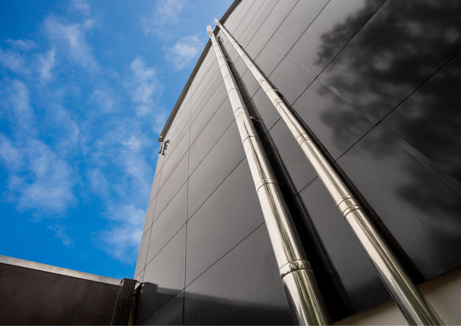 Ein Detail-Bild der solaraktivierten Fassade in Ahlem.