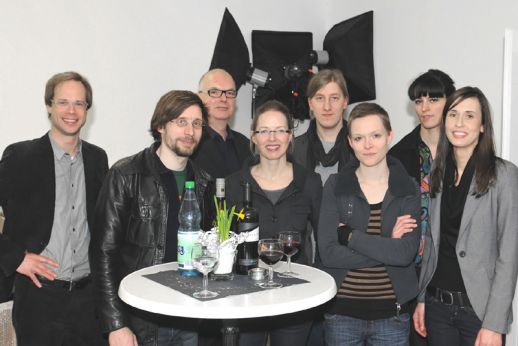 Vlnr: René Zechlin, Kunstverein Hannover, Philipp Döring, Stipendiat, Thomas Schäffer, nordmedia, Anja Römisch, Stiftung Kulturregion, Samuel Henne, Stipendiat, Susann Maria Hempel, Stipendiat,  Anahita Razmi, Stipendiatin und Isabelle Nerbas, Gundlach