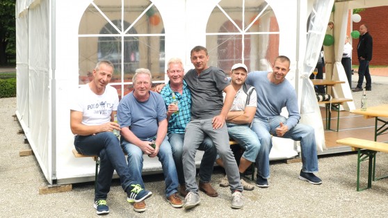 Halbzeit für Gundlachs Bau-Team vor Ort.