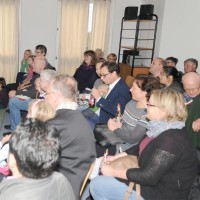 Alle sind gespannt Alle sind gespannt