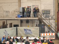 Andreas Olfermann, Betriebsratsvorsitzender des Gundlach Wohnungsunternehmens verabschiedet sich von den Kollegen