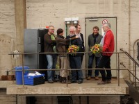 Gesellschafterin Christine Schmidt wünscht beiden Mitarbeitern alles Gute für die Zukunft