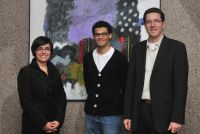 Nadine Otto (Kaufm. Leitung Gundlach Wohnungsunternehmen), Stipendiat Tiago Matthes, Lorenz Hansen (vors. Geschäftsführer Gundlach)