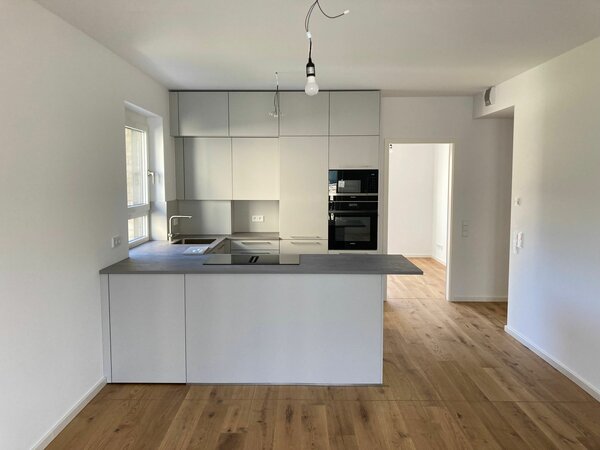 Foto BOTHFELD | Neuwertige 3-Zimmer-Wohnung mit Balkon und EBK